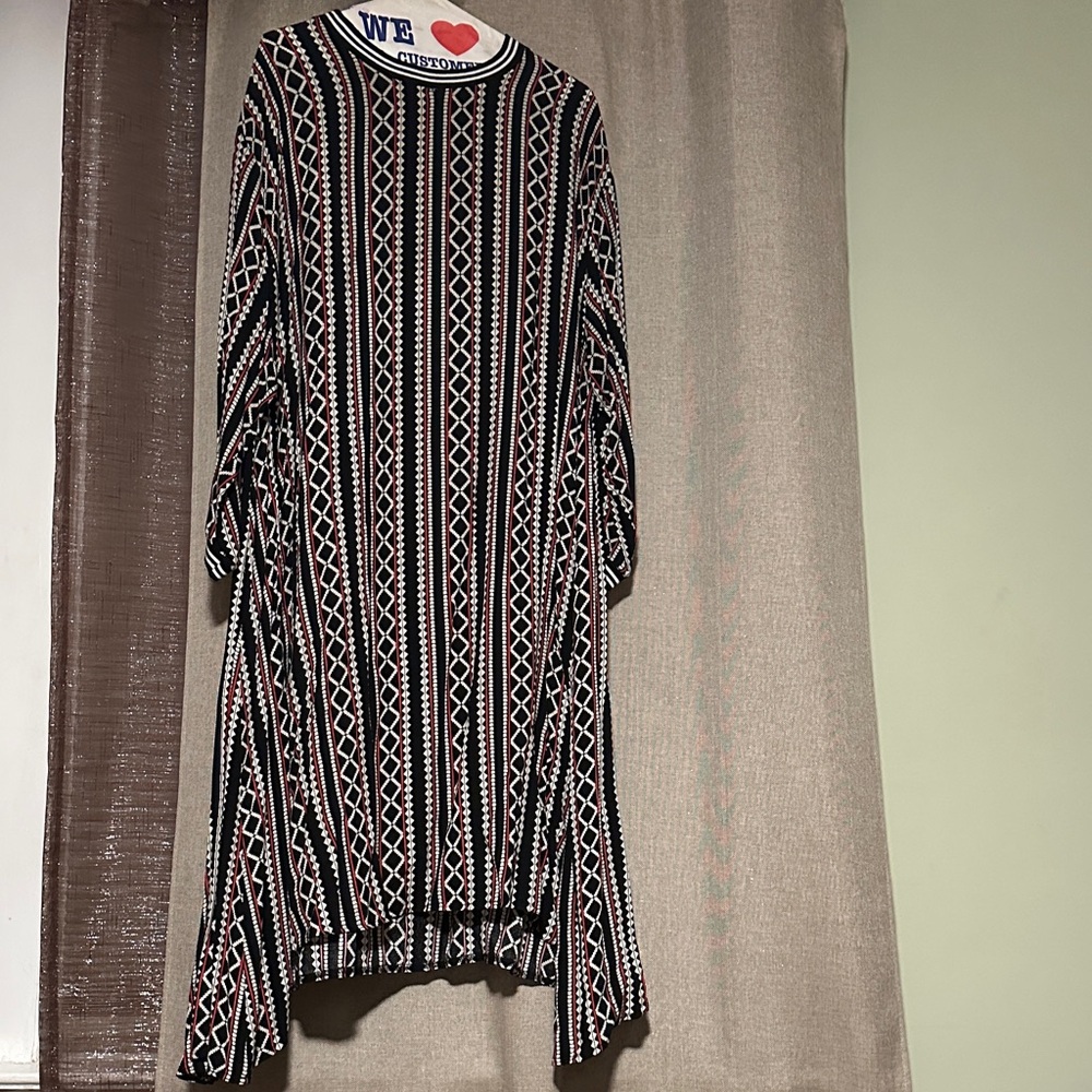 Black and White Geometric Patterned Dress